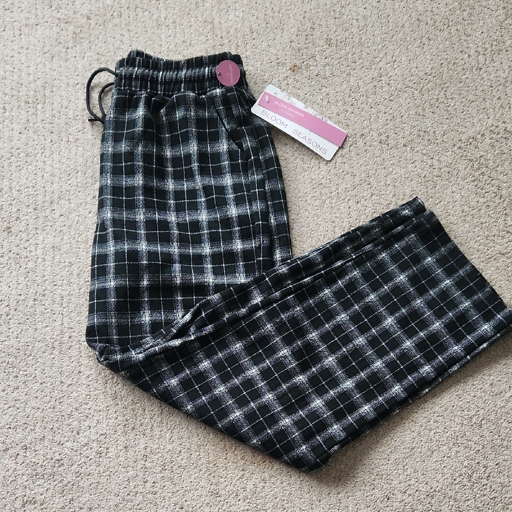 New Bloom Seasons Plaid Flannel Pajama Pants Size L